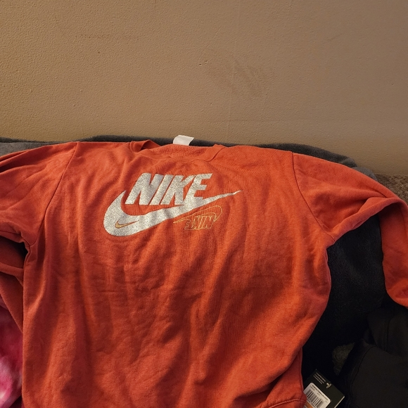 Nike leggings Under Armour and Adidas  leggings Adidas bra under armour bras - Picture 15 of 16